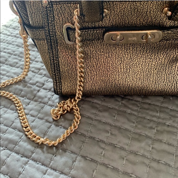 Auth Rare Coach Metallic Swagger Crossbody Purse - Picture 7 of 8